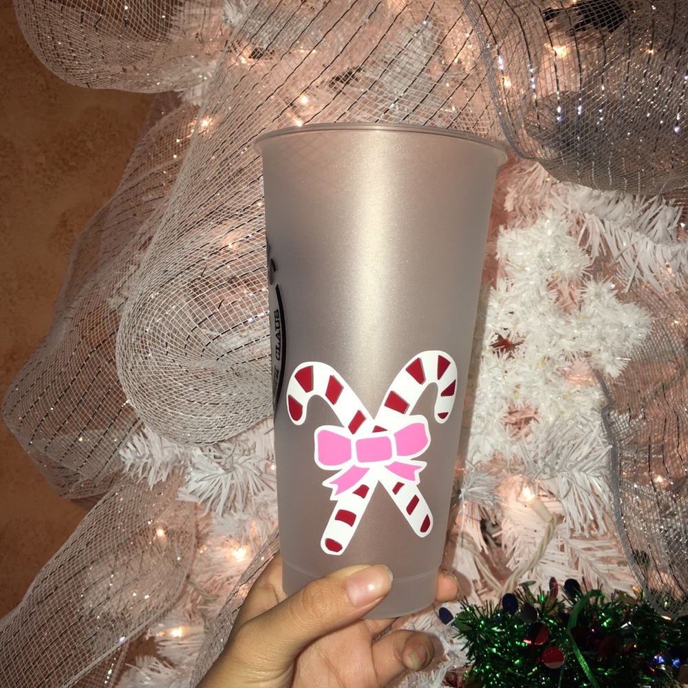 Santa claws - Picture 2 of 2